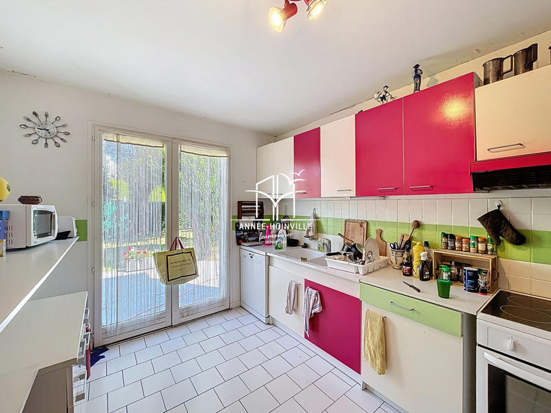 Maison - 92 m² - 5 pièces