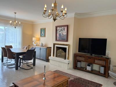 Maison - 162 m² - 5 pièces