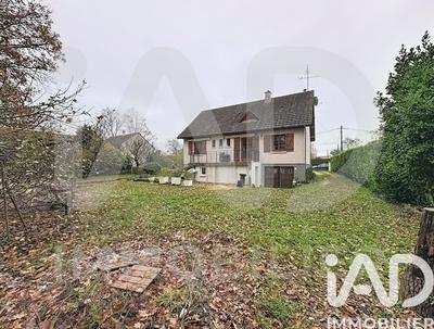 Maison - 143 m² - 7 pièces