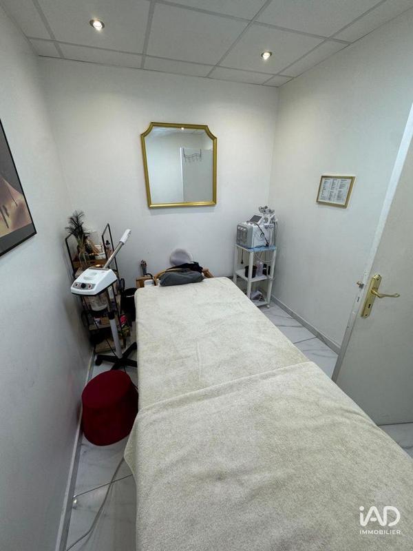 Local commercial - 183 m²