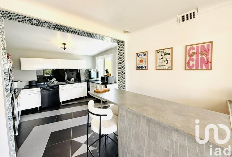 Maison - 135 m² - 8 pièces