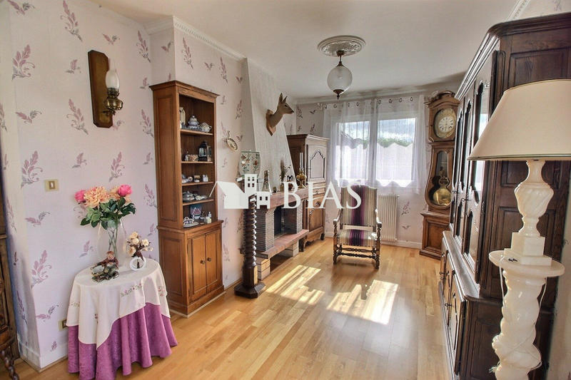 Maison - 127 m² - 5 pièces