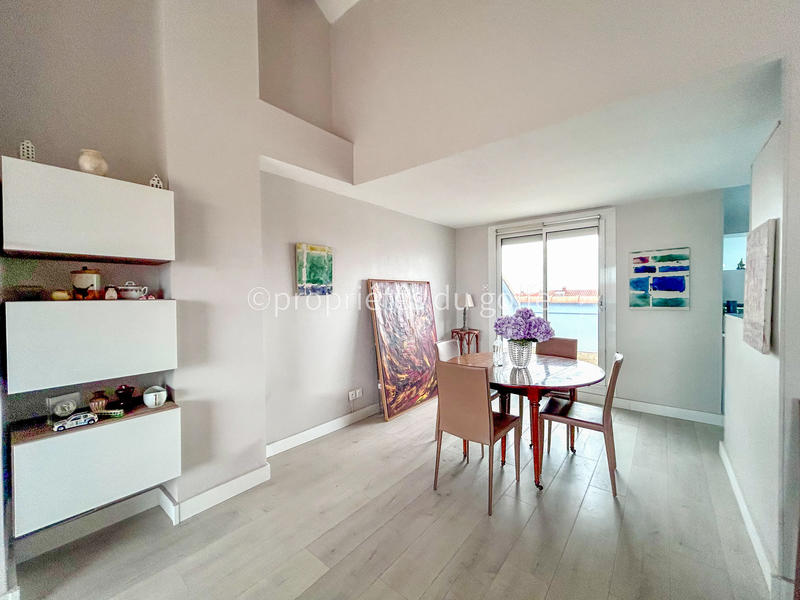 Appartement - 131 m² - 5 pièces