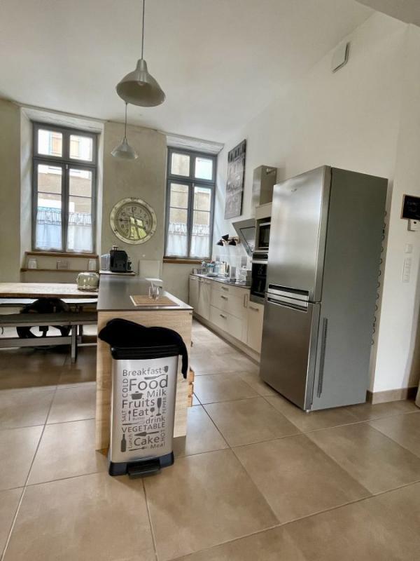 Maison - 352 m² - 10 pièces