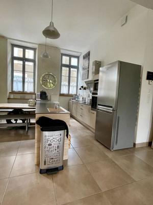 Maison - 352 m² - 10 pièces