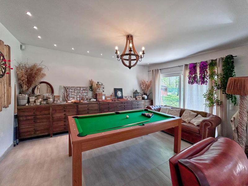 Maison ancienne - 216 m² - 8 pièces