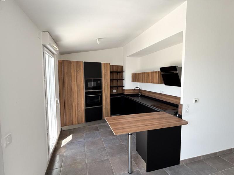 Penthouse - 77 m² - 4 pièces