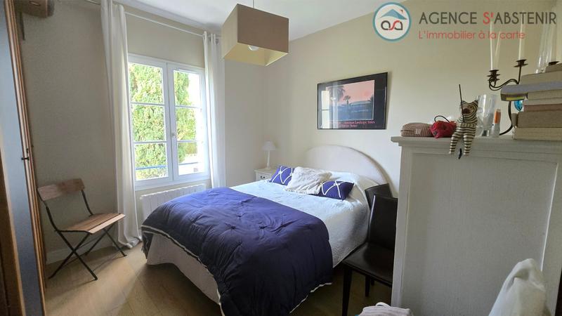 Maison - 258 m² - 7 pièces