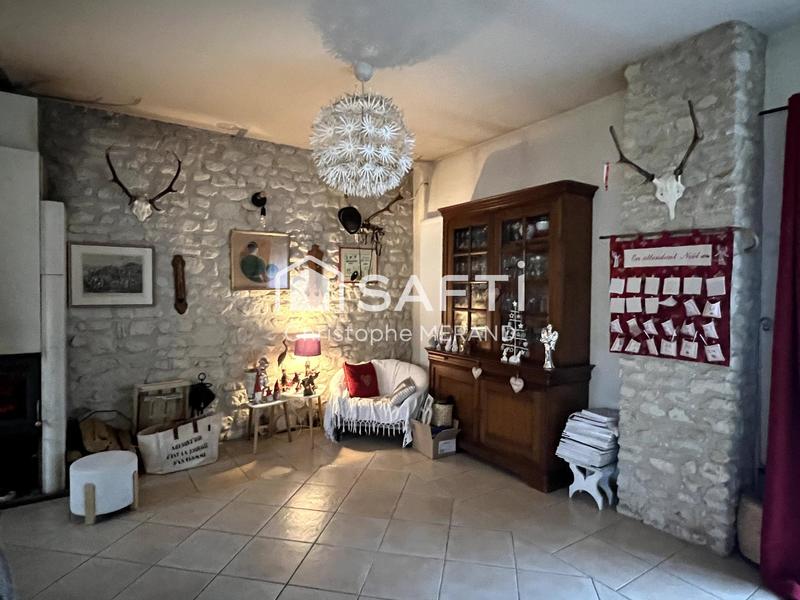 Maison - 202 m² - 8 pièces