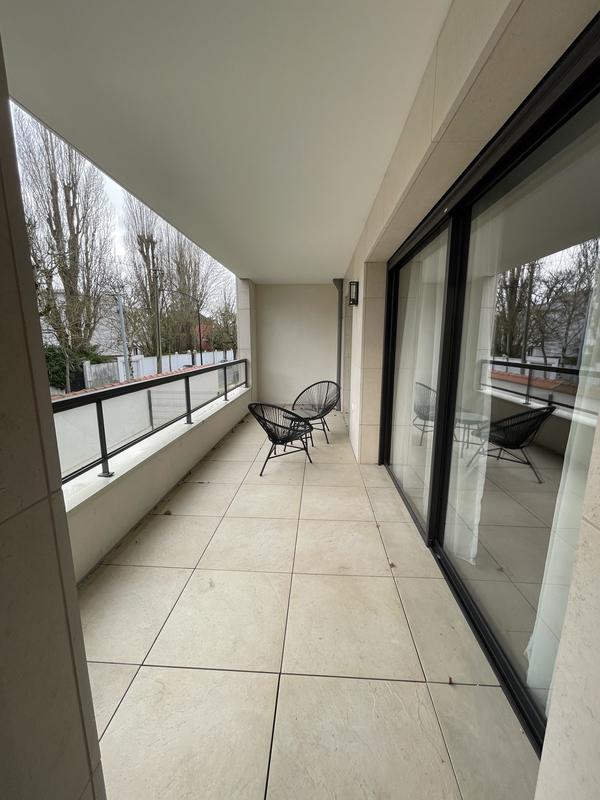 Appartement - 92 m² - 4 pièces