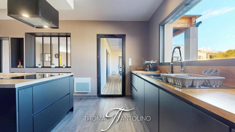 Maison - 160 m² - 7 pièces