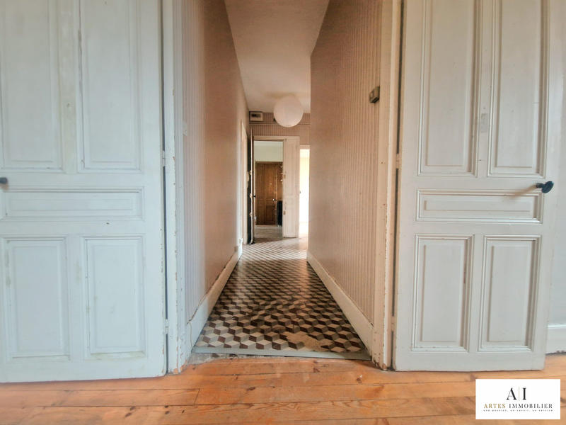 Appartement - 83 m² - 4 pièces