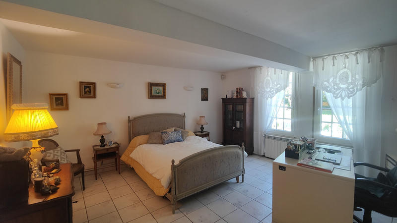 Maison - 167 m² - 6 pièces