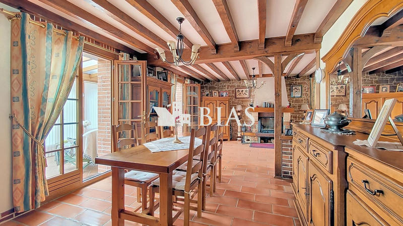 Viager - Maison traditionnelle - 145 m² - 6 pièces