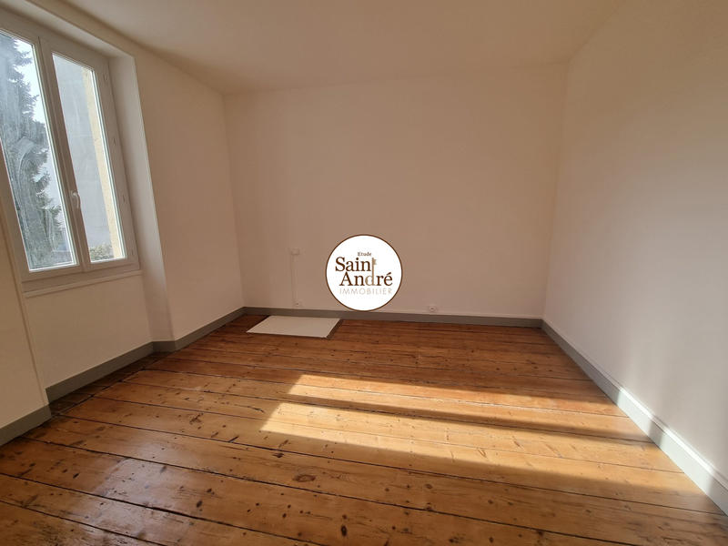 Maison - 135 m² - 7 pièces