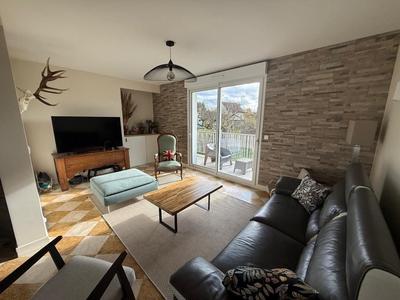 Maison - 143 m² - 6 pièces