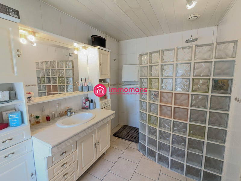 Maison - 142 m² - 7 pièces