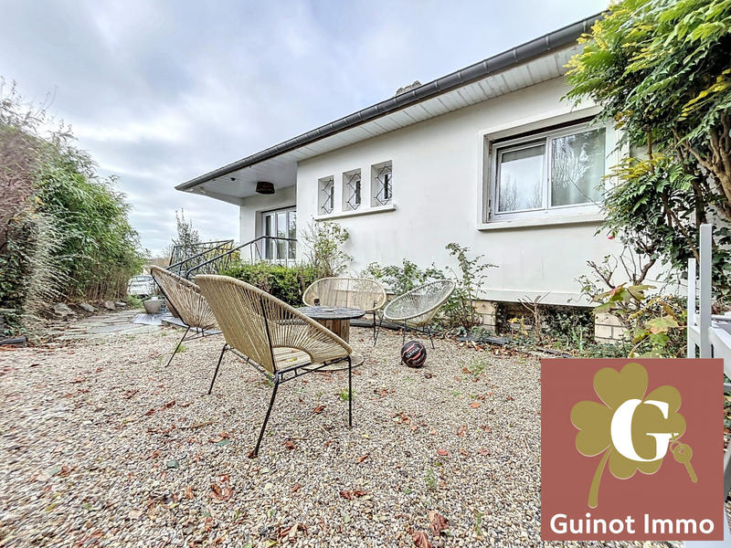 Maison - 120 m² - 6 pièces