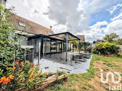 Maison - 185 m² - 8 pièces