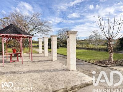 Maison - 158 m² - 7 pièces