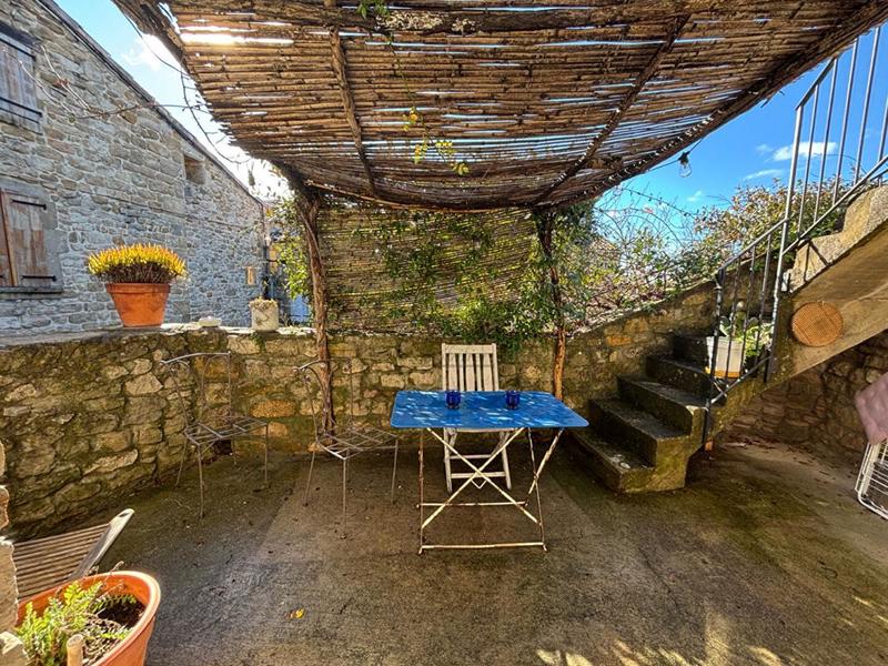 Maison de village - 163 m² - 9 pièces