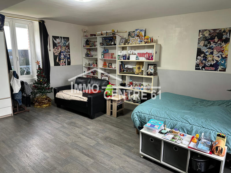 Maison - 185 m² - 6 pièces