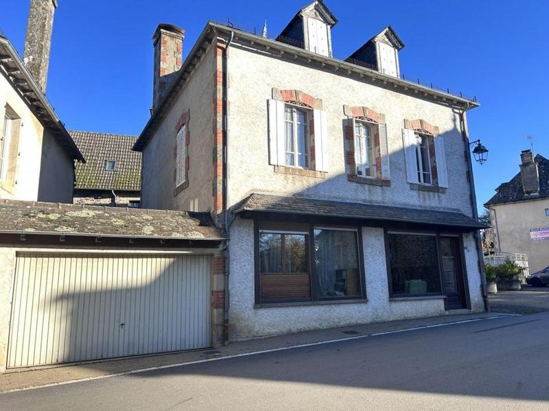 Maison - 157 m² - 7 pièces