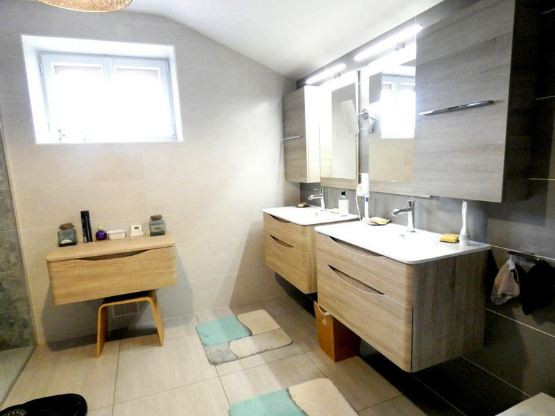 Maison - 148 m² - 6 pièces