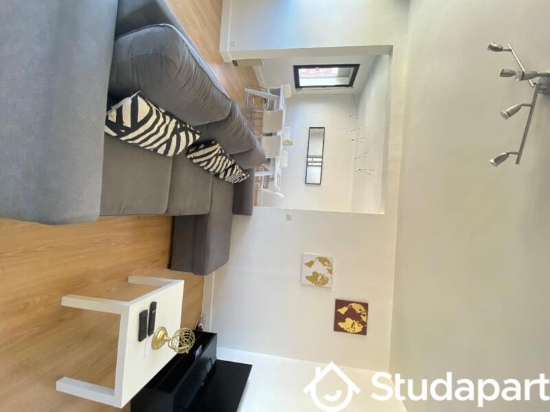 Chambre - 10 m² - 1 pièce