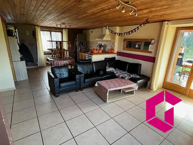 Maison ancienne - 204 m² - 8 pièces