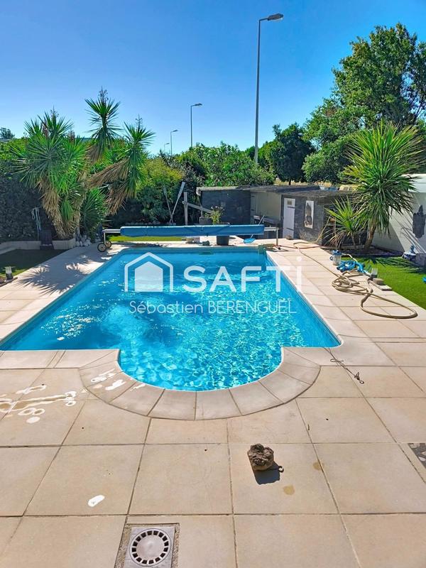 Local commercial - 300 m² - 7 pièces