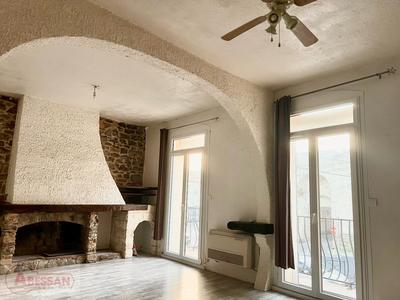 Appartement - 85 m² - 3 pièces