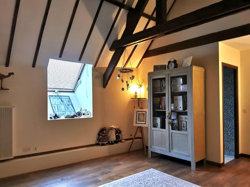 Maison - 230 m² - 8 pièces