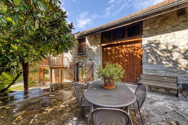 Maison - 88 m² - 3 pièces