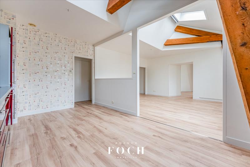 Appartement - 109 m² - 5 pièces