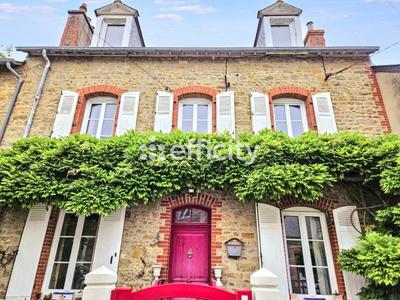 Maison - 150 m² - 5 pièces