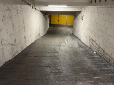 Parking / Garage - 12 m²