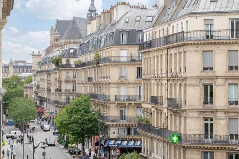 Appartement - 120 m² - 6 pièces