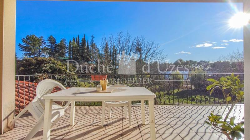 Maison - 200 m² - 12 pièces