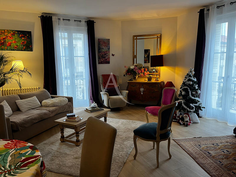 Appartement - 96 m² - 4 pièces