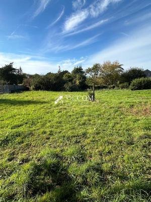 Terrain constructible - 600 m²