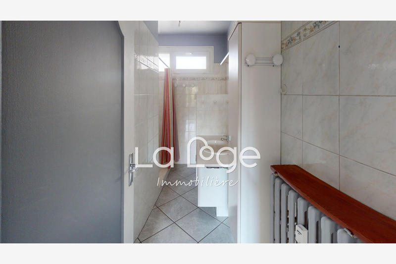 Appartement - 79 m² - 4 pièces