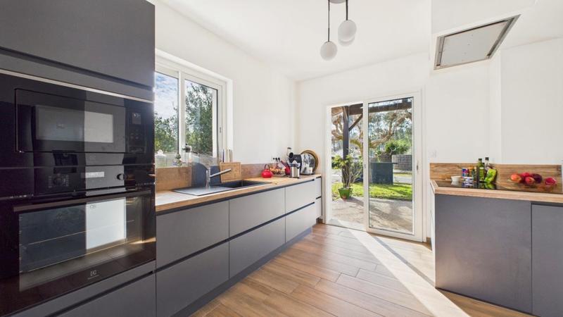 Maison - 150 m² - 7 pièces