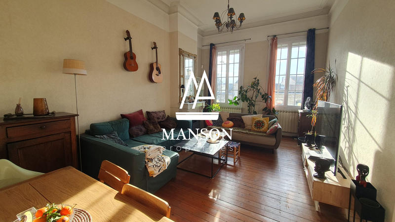 Appartement - 128 m² - 5 pièces