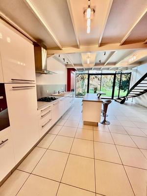 Maison en pierre - 170 m² - 5 pièces