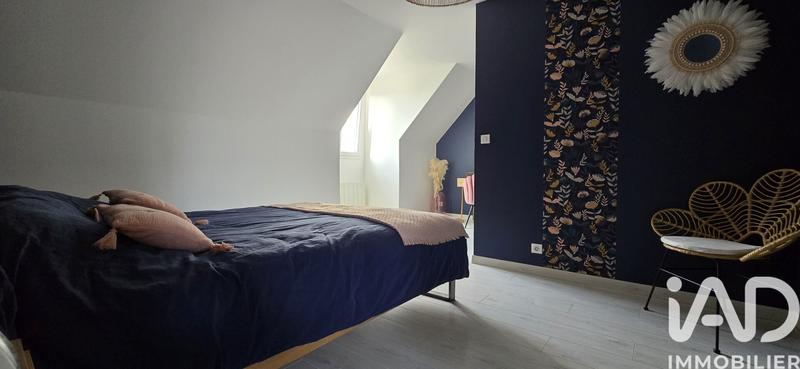 Maison - 180 m² - 7 pièces