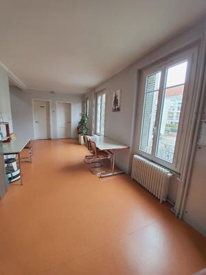 Local commercial - 240 m² - 7 pièces