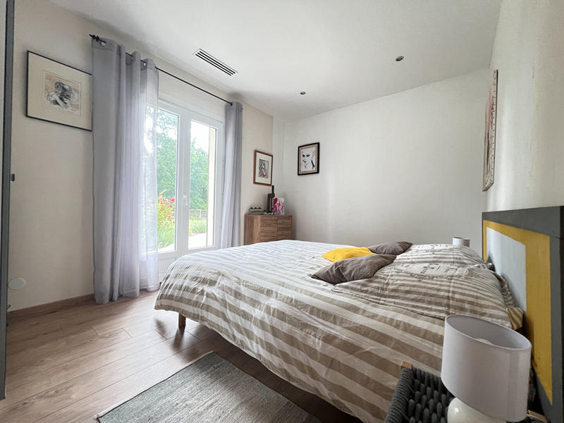 Maison - 228 m² - 7 pièces