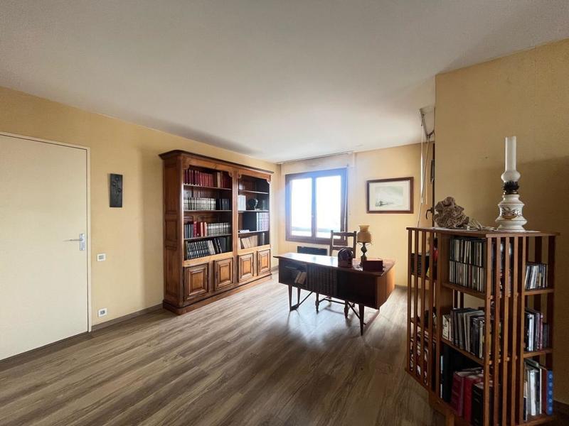 Appartement - 103 m² - 3 pièces