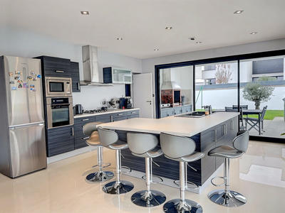 Villa - 150 m² - 6 pièces